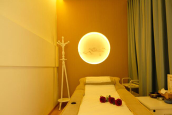 北京怀柔日式指压的寂静美学：在按压中听见雪落的声音